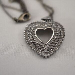 Dreamy Crystal Heart Pendant Silver Tone 18" Enticing Glam Y2K Preppy Necklace
